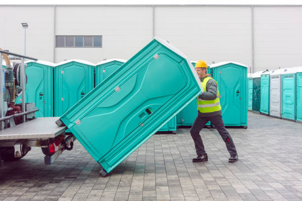 Best Luxury portable toilet rental  in Topeka, KS