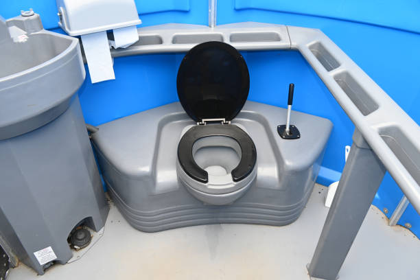 Best Event porta potty rental  in Topeka, KS